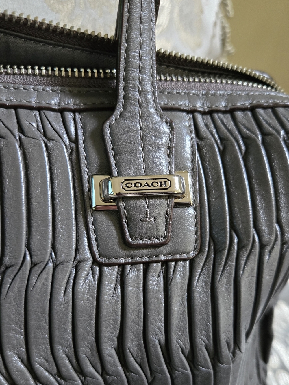 Coach RARE* Taylor Gathered Leather Alexis Carryall Tote (same size large Rowan) - Picture 3 of 14